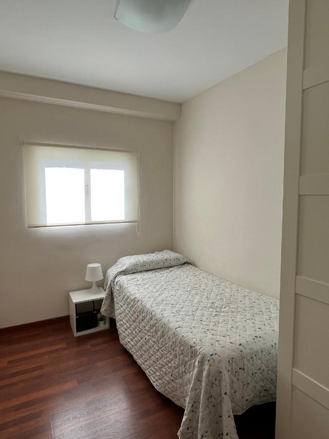 Piso Con Piscina Primera Linea De Playa Apartment Torre Del Mar Ngoại thất bức ảnh